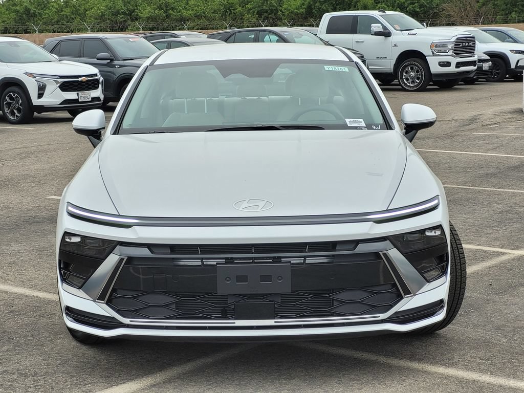 New 2026 Hyundai Sonata SEL FWD image 2