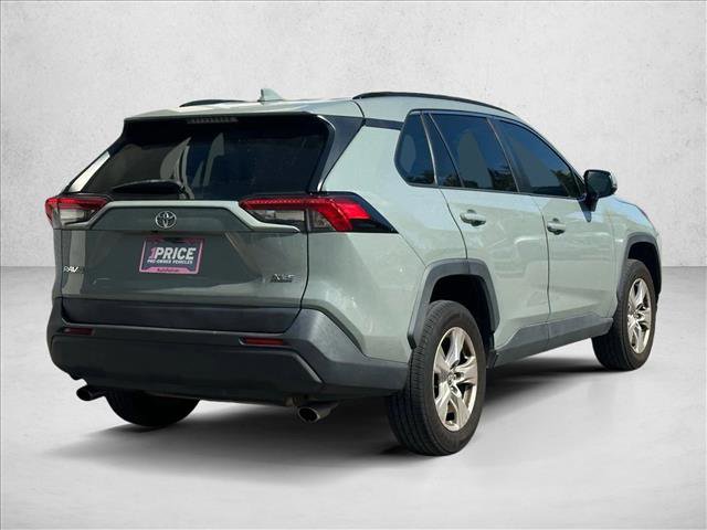 Used 2020 Toyota RAV4 XLE image 5