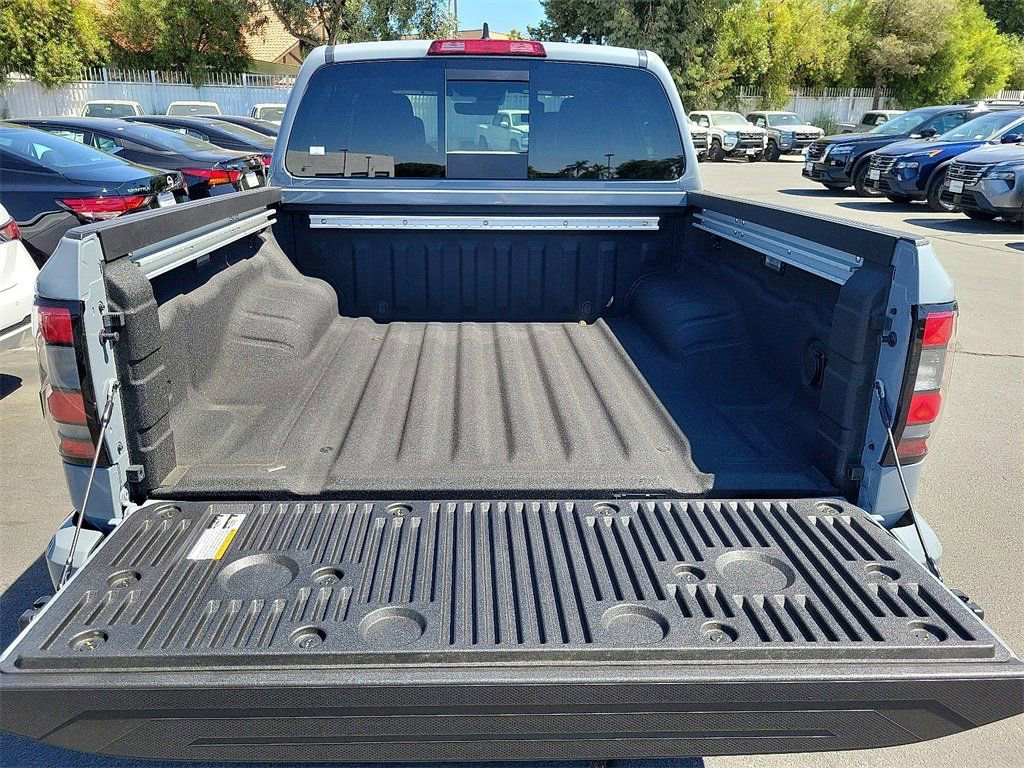 New 2025 Nissan Frontier PRO-4X w/ Pro Premium Package AWD/4WD image 14