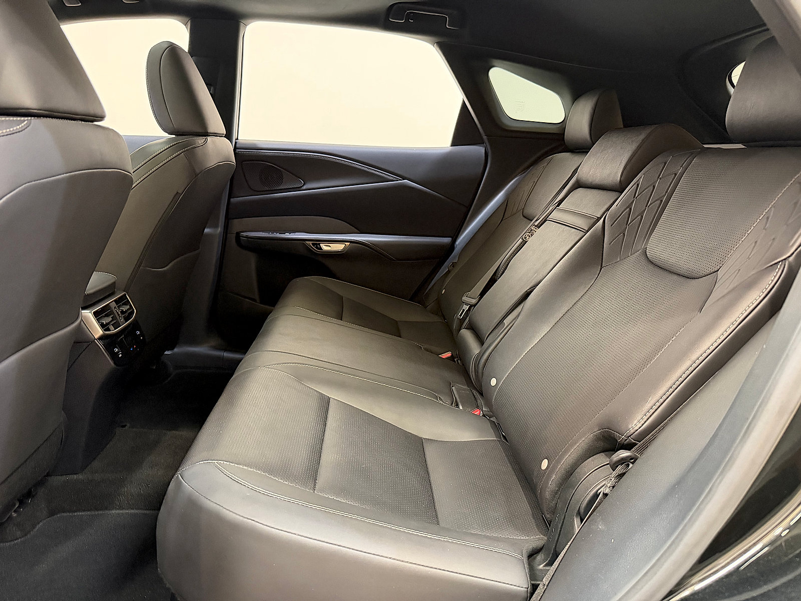Used 2025 Lexus RX 350 Premium Plus w/ Accessory Package (Z1) FWD image 15