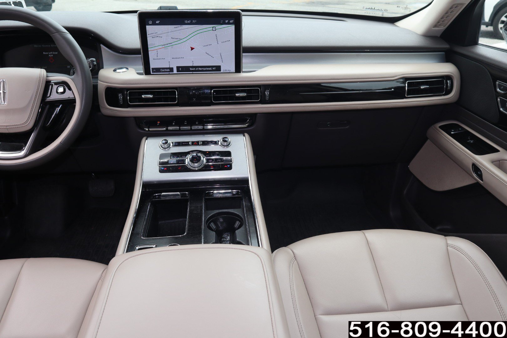 Used 2022 Lincoln Aviator AWD w/ Premium Package image 15