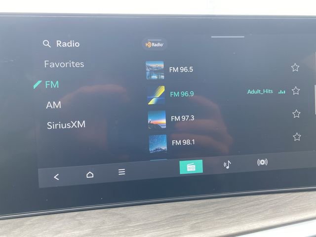 Certified 2025 Kia Sorento SX image 20