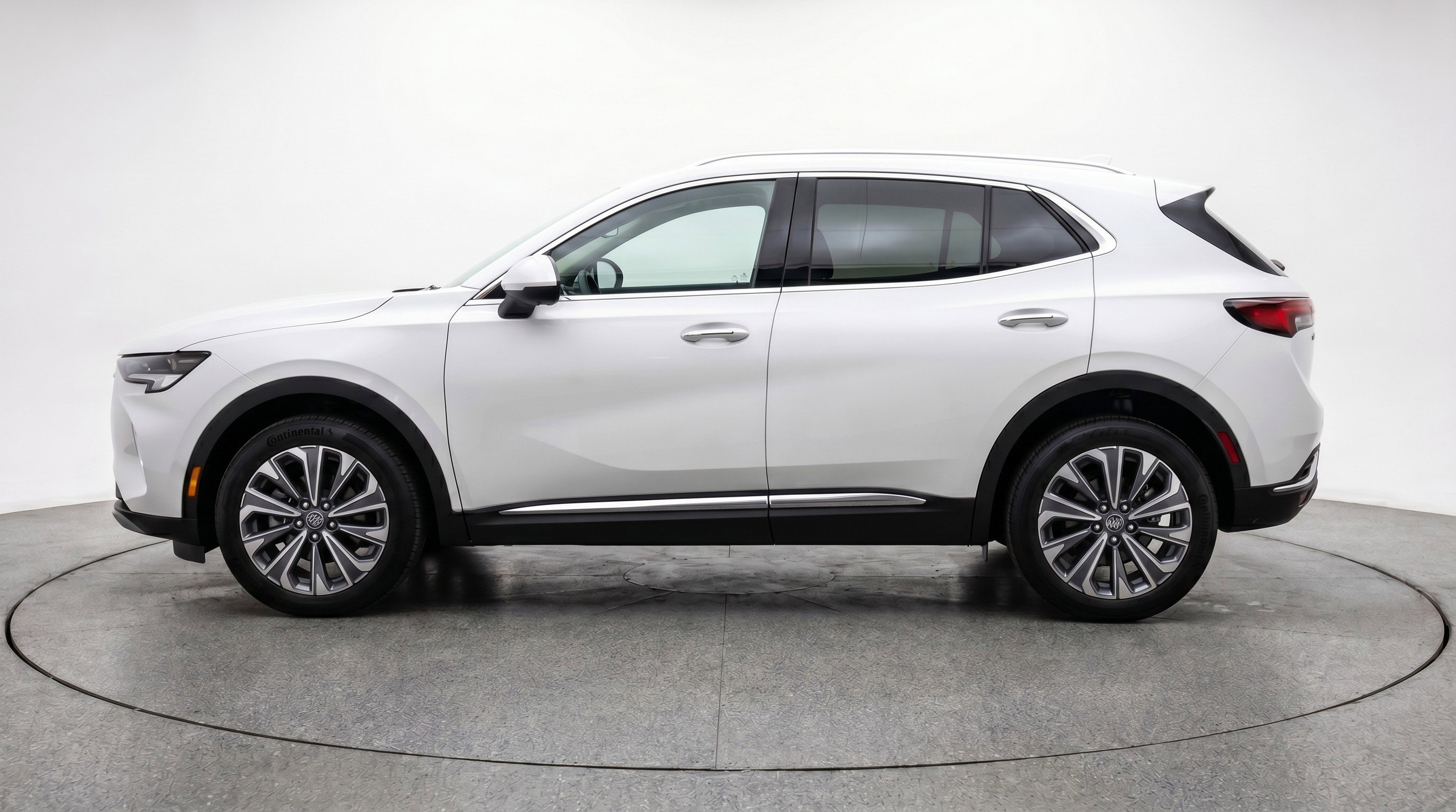 Used 2024 Buick Envision Preferred AWD/4WD image 5