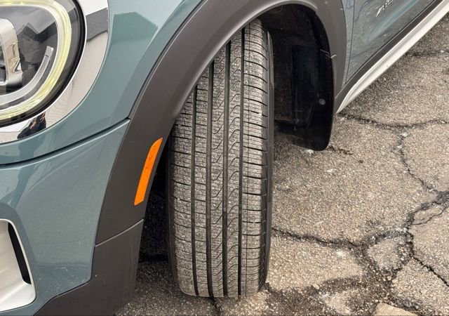 Used 2021 MINI Cooper Countryman S w/ Convenience Package image 13