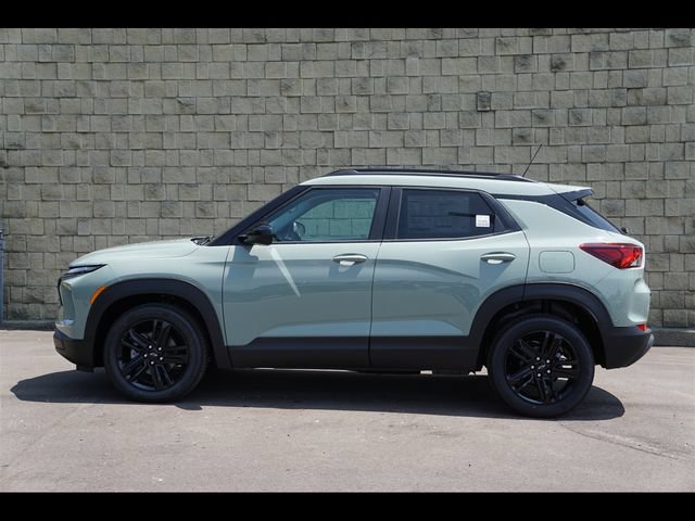 New 2026 Chevrolet TrailBlazer LT w/ Midnight Edition FWD video 2