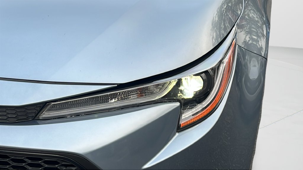 Used 2022 Toyota Corolla LE FWD image 23