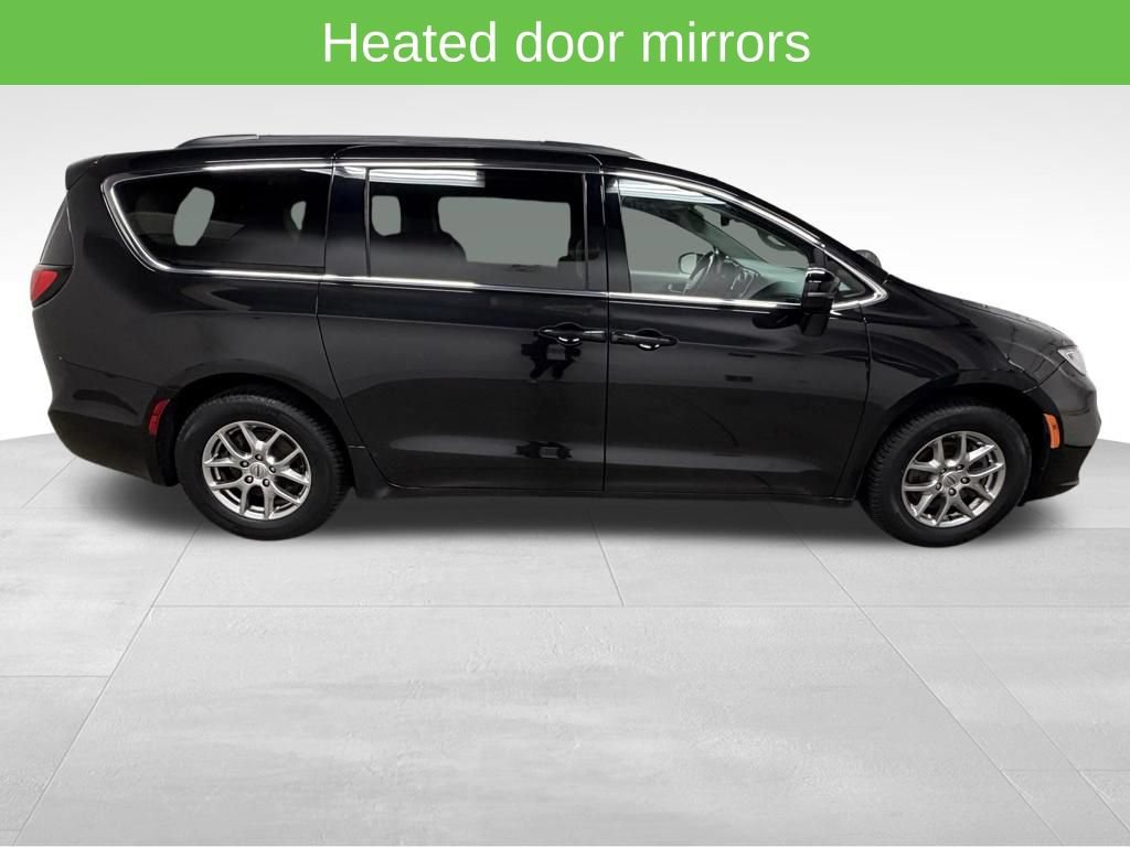 Used 2021 Chrysler Pacifica Touring w/ Cold Weather Group FWD image 8