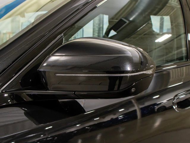 Used 2026 BMW 540i xDrive w/ Executive Package image 10