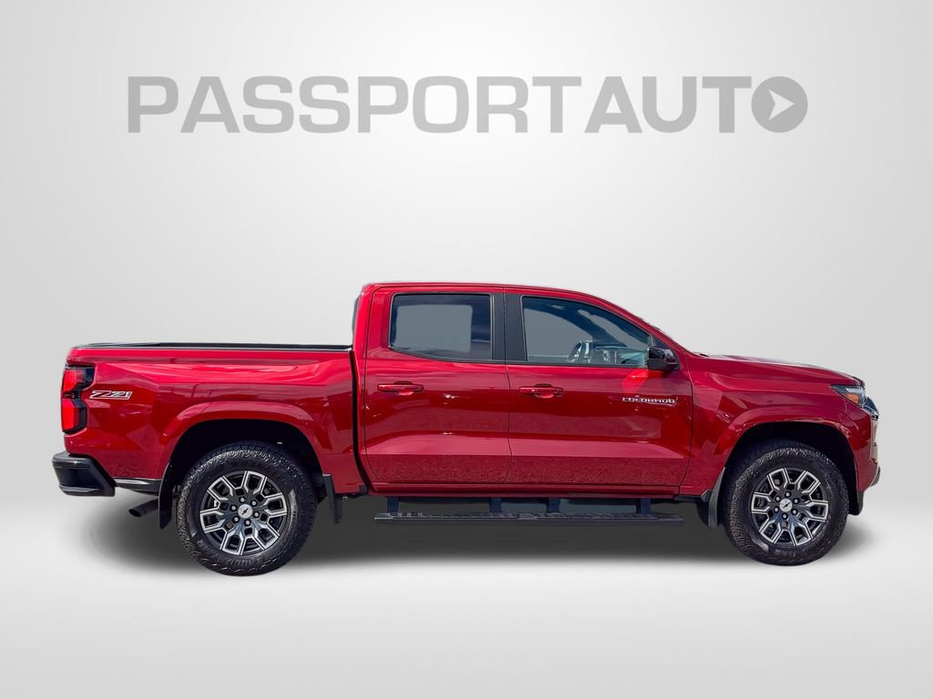 Used 2024 Chevrolet Colorado Z71 w/ Z71 Convenience Package 2 AWD/4WD image 14