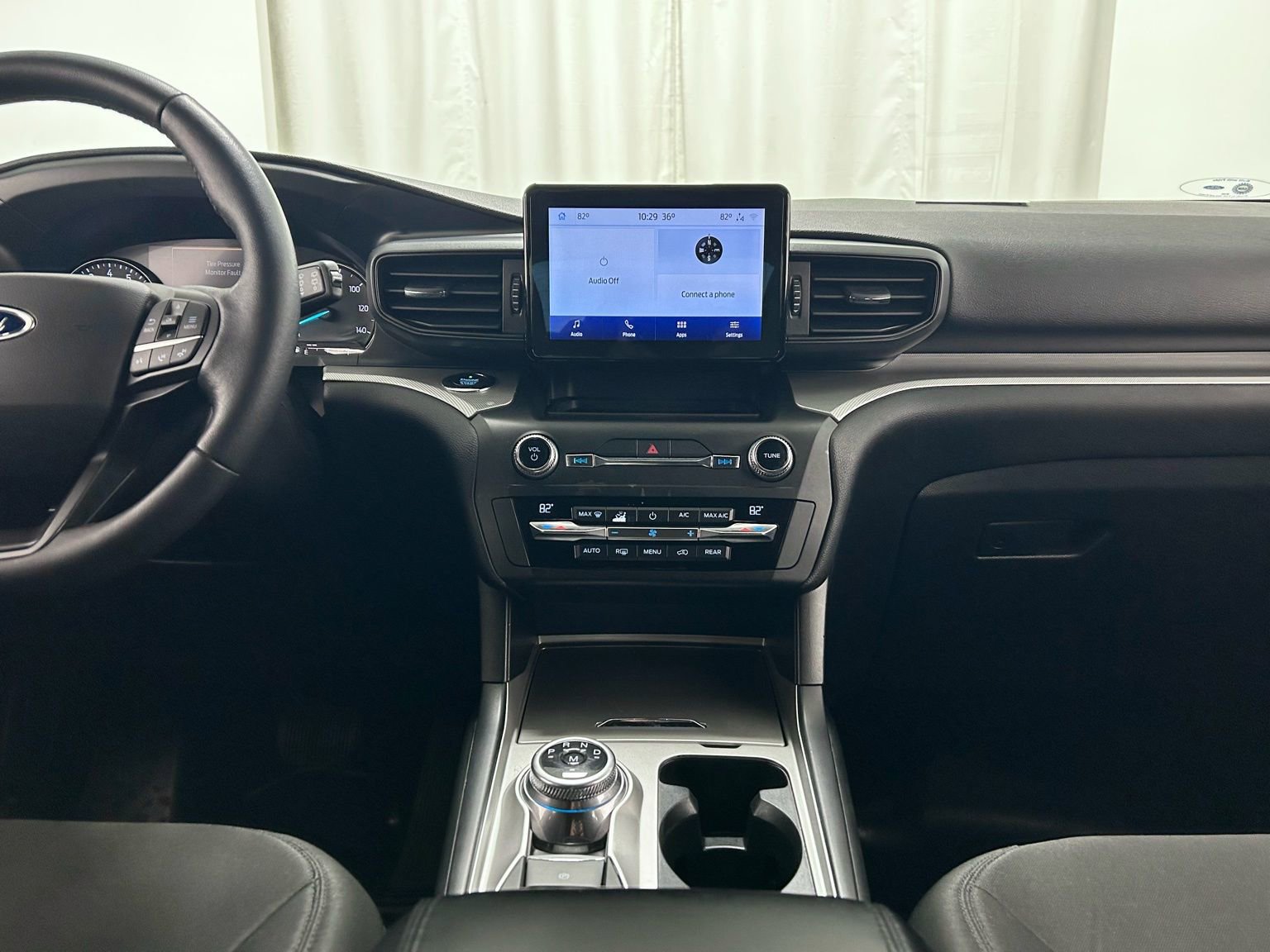 Used 2020 Ford Explorer XLT image 9