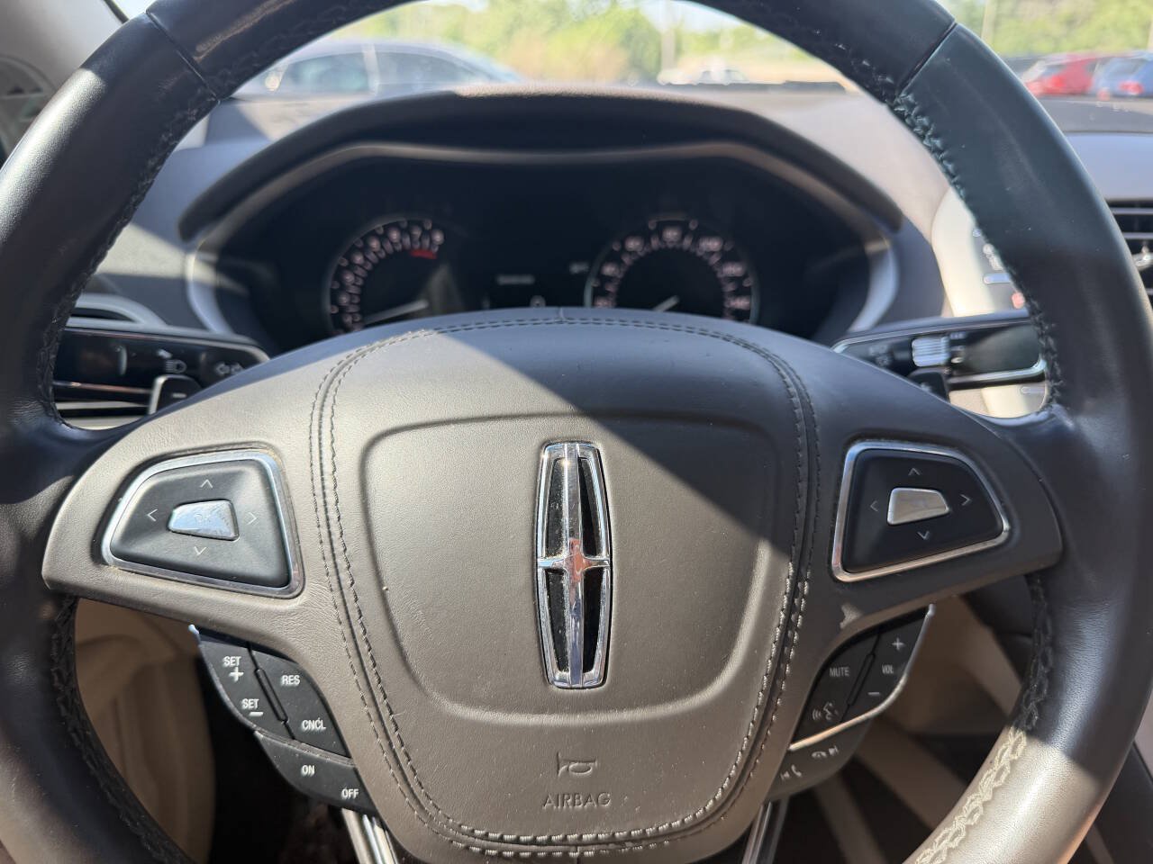 Used 2017 Lincoln MKZ Reserve w/ Climate Package FWD image 22