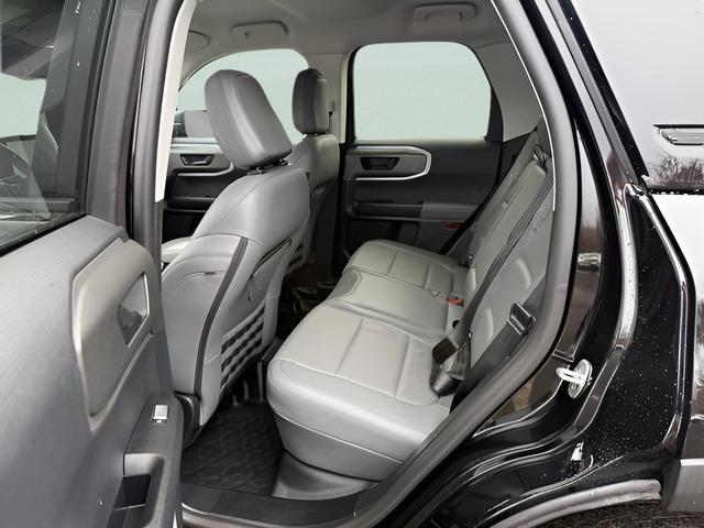 Used 2025 Ford Bronco Sport Badlands AWD/4WD image 5