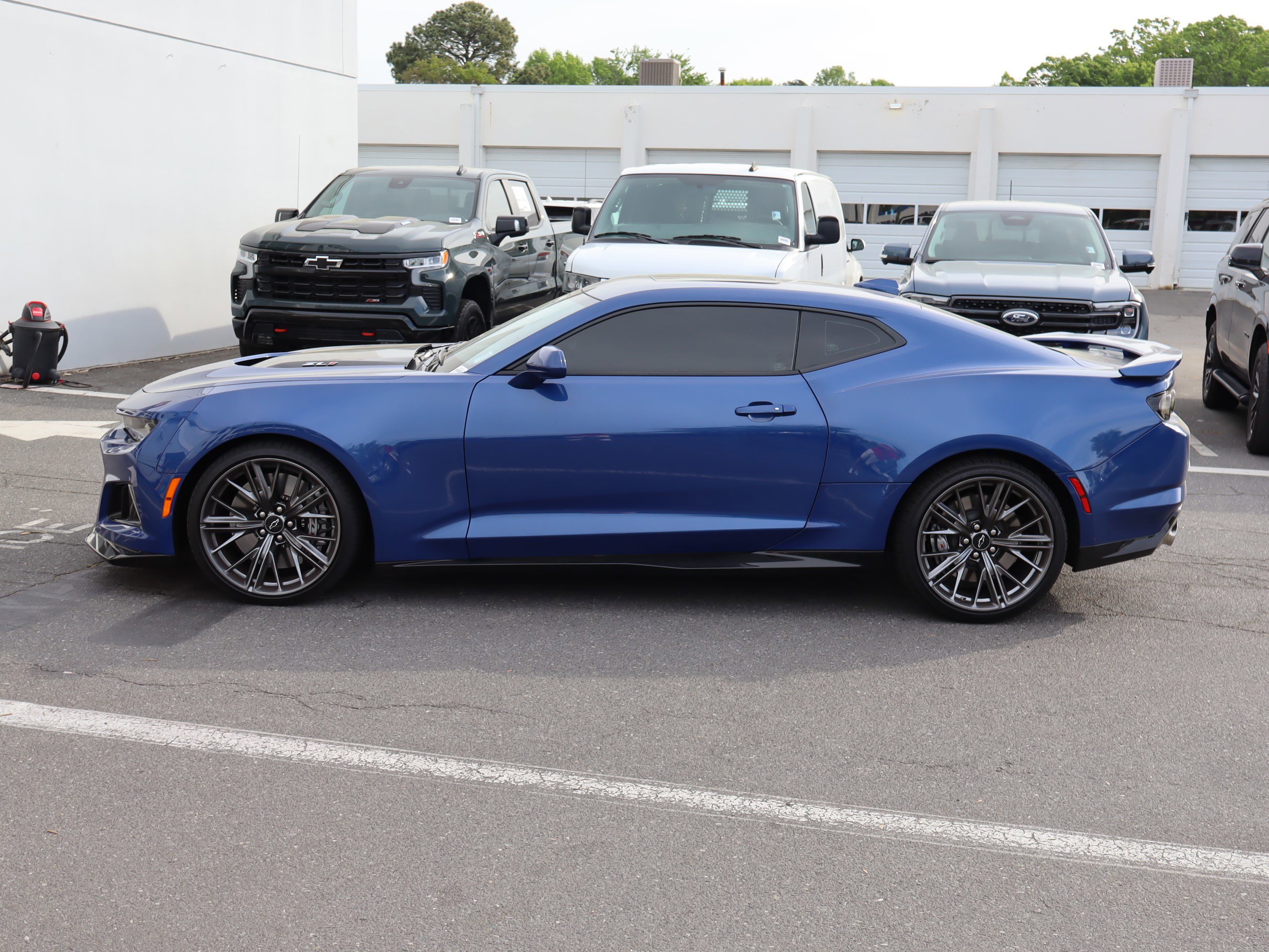Used 2022 Chevrolet Camaro ZL1 image 7