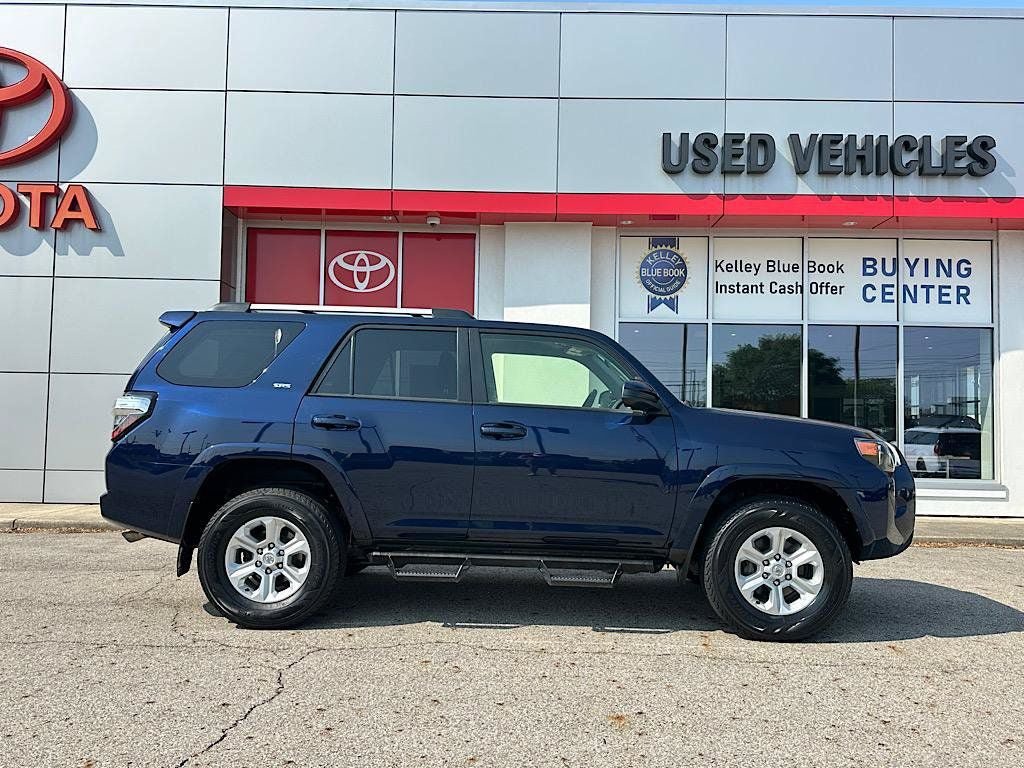 Certified 2024 Toyota 4Runner SR5 AWD/4WD image 6
