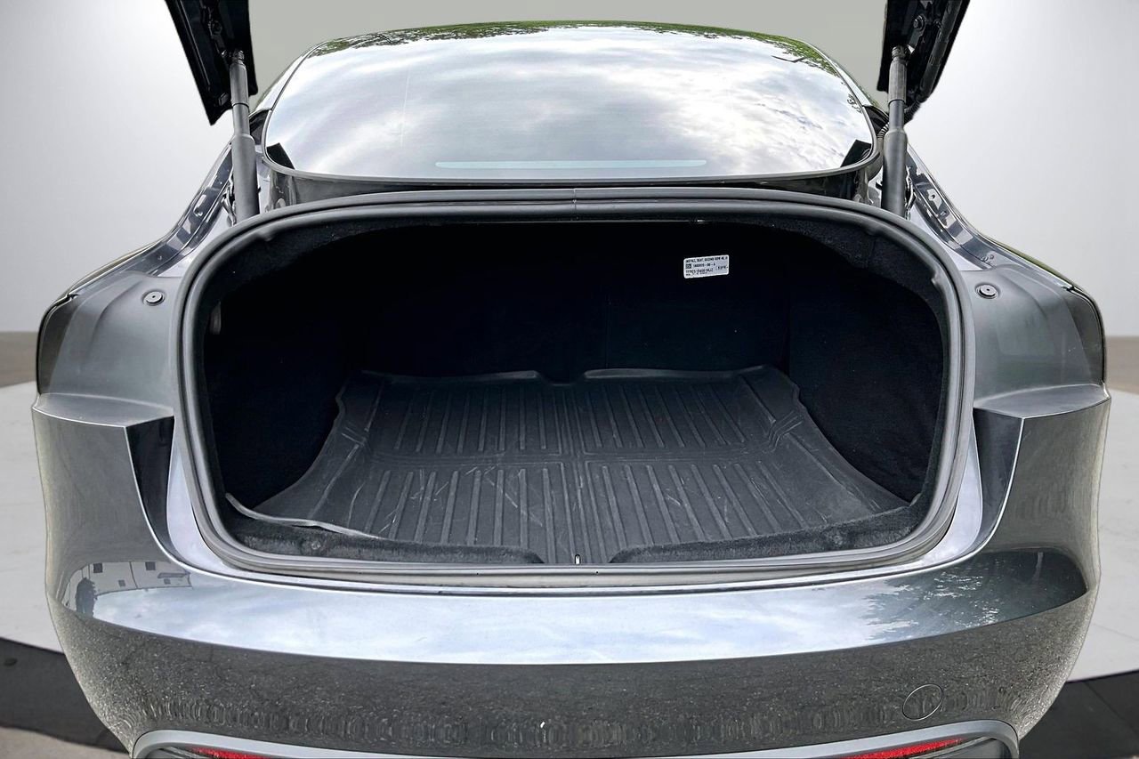 Used 2025 Tesla Model 3 Long Range AWD/4WD image 26