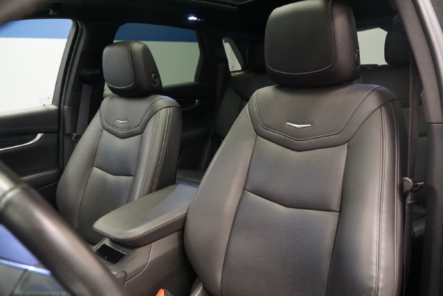 Used 2021 Cadillac XT5 Premium Luxury AWD/4WD image 17