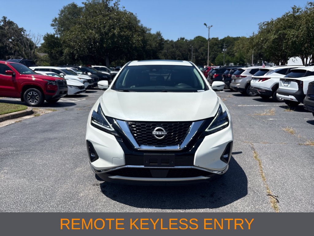 Used 2023 Nissan Murano SL w/ SL Moonroof Package AWD/4WD image 2