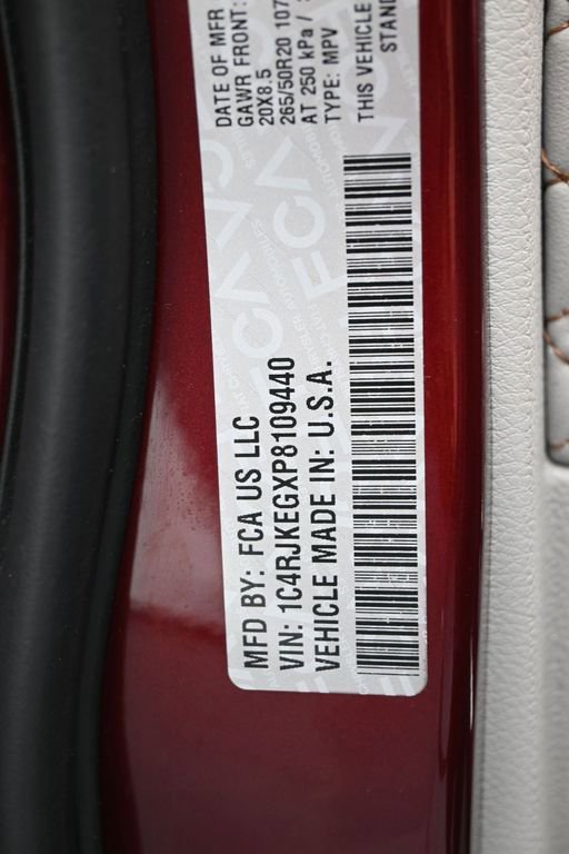 Used 2023 Jeep Grand Cherokee L Summit w/ Luxury Tech Group V image 31