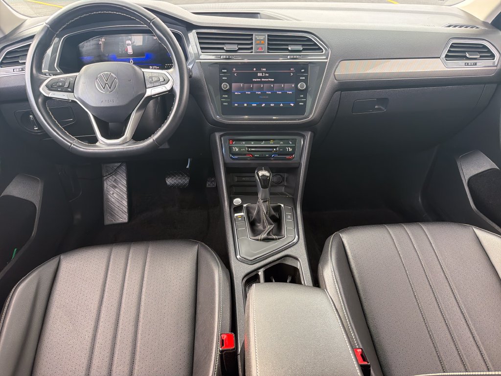 Certified 2023 Volkswagen Tiguan SE w/ Panoramic Sunroof Package FWD image 20