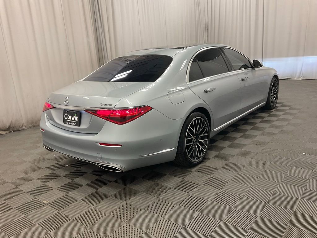 Used 2022 Mercedes-Benz S 580 4MATIC Sedan image 3