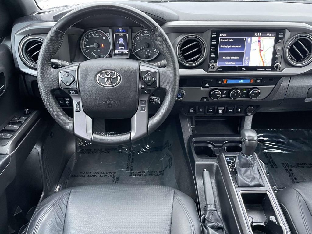 Used 2022 Toyota Tacoma TRD Off-Road w/ TRD Premium Off Road Package image 25