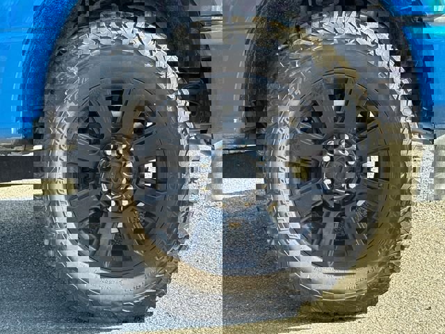 Used 2020 Ford F350 Platinum w/ FX4 Off-Road Package image 10