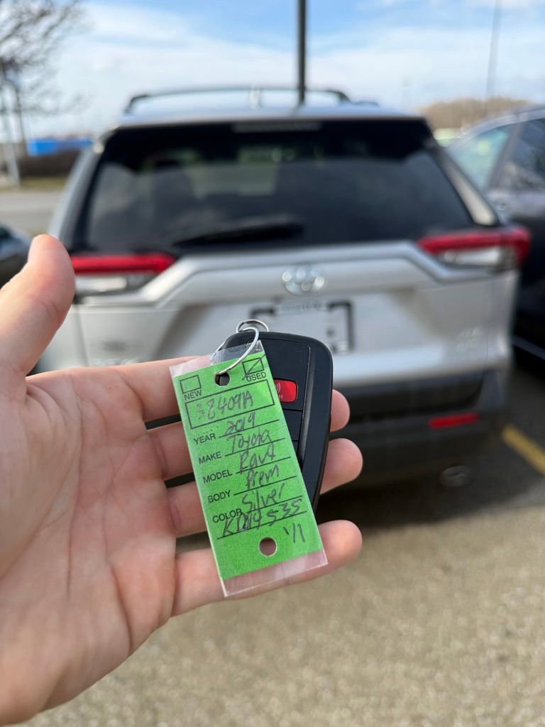 Used 2019 Toyota RAV4 XLE Premium w/ Cold Weather Package image 33