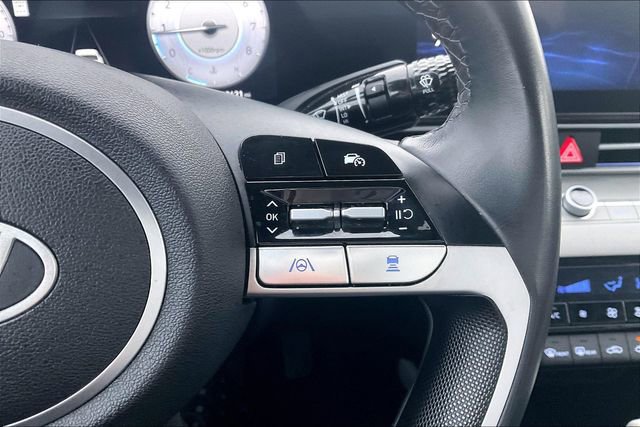 Certified 2024 Hyundai Elantra Limited image 20