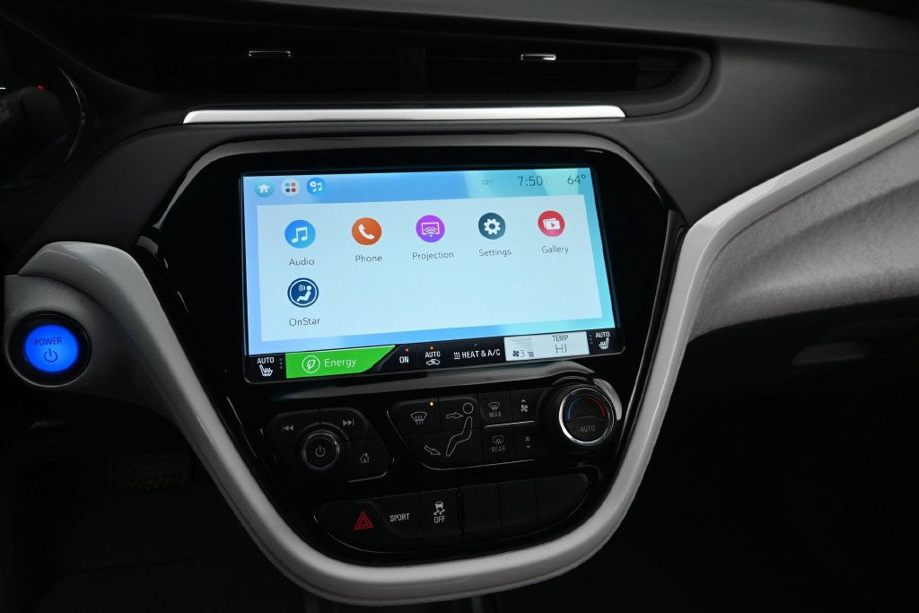 Used 2017 Chevrolet Bolt LT FWD image 19