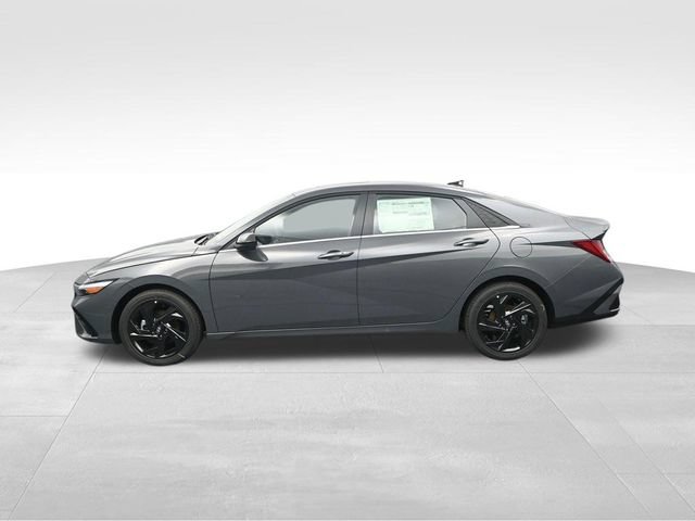 New 2026 Hyundai Elantra SEL Sport Premium FWD image 5