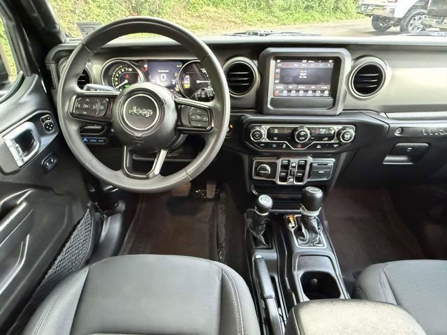 Used 2023 Jeep Wrangler Unlimited AWD/4WD image 13