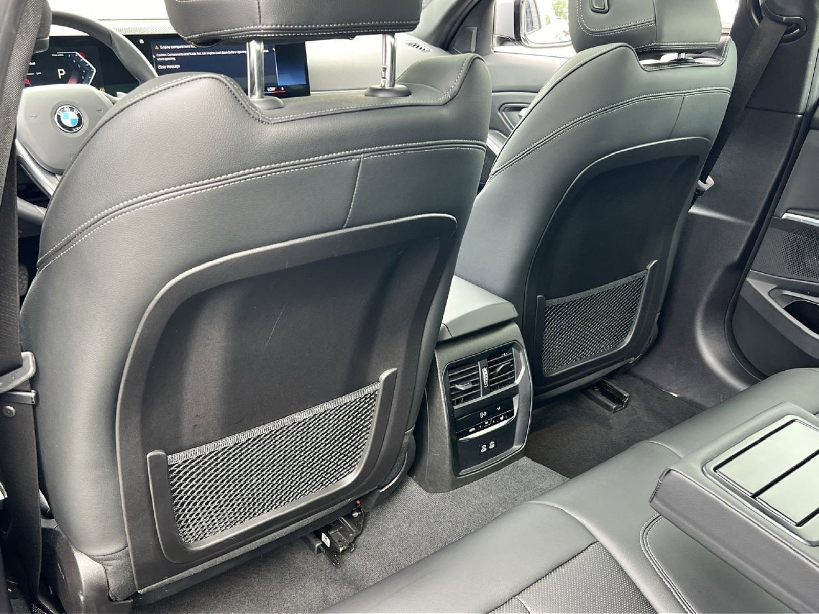 Used 2023 BMW 330i xDrive Sedan w/ Driving Assistance Package image 27