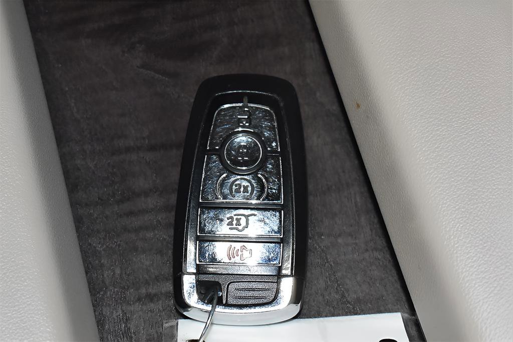 Used 2023 Lincoln Navigator L Reserve w/ Equipment Group 201A image 18