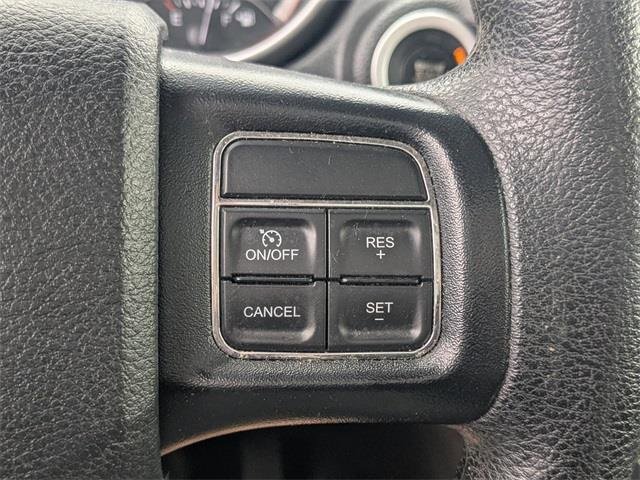 Used 2018 Dodge Journey SE w/ Blacktop Package image 23