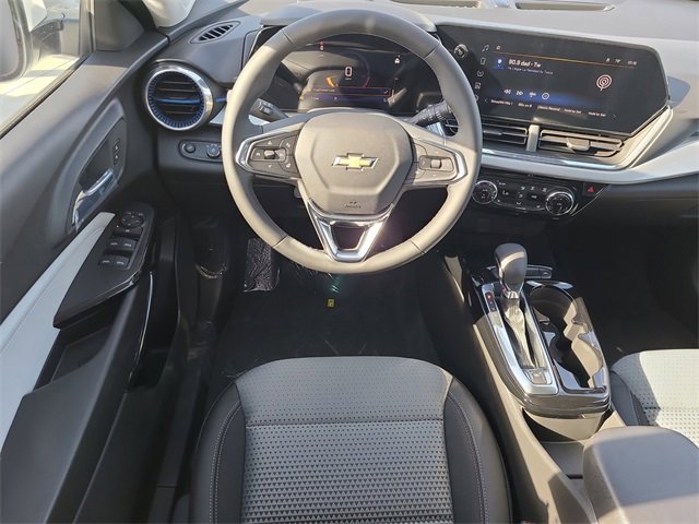 New 2026 Chevrolet Trax LT w/ Driver Confidence Package image 15