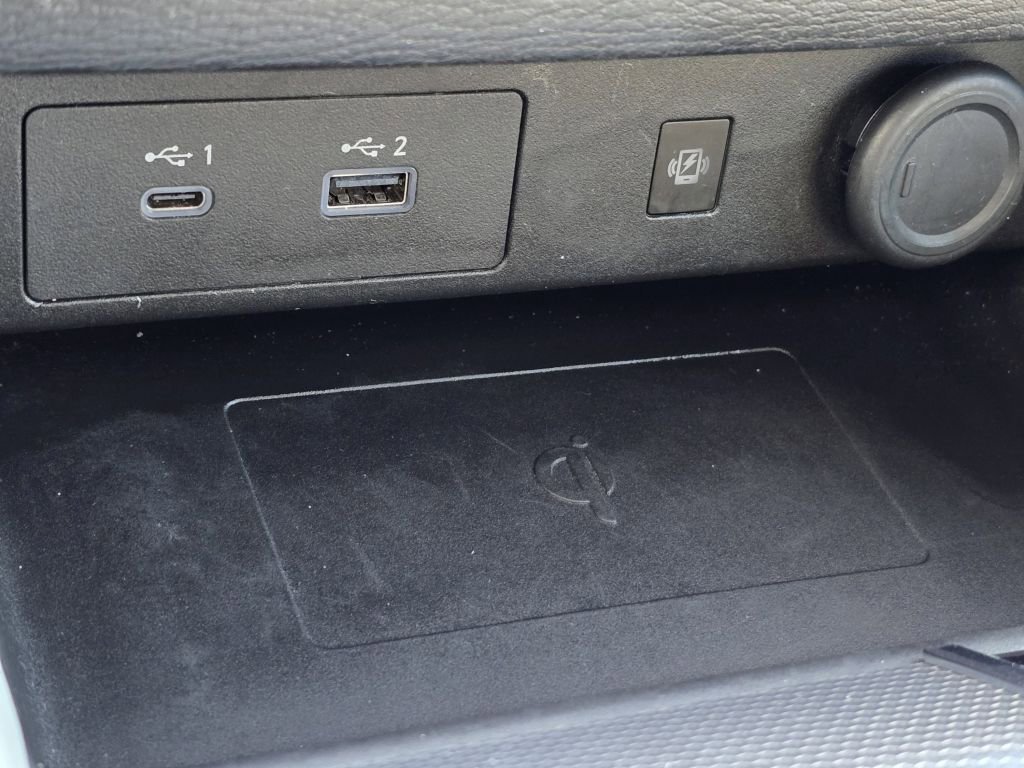 Used 2023 Mitsubishi Outlander SEL image 8