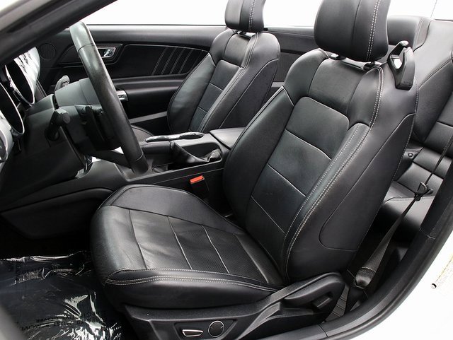 Used 2017 Ford Mustang Premium image 10