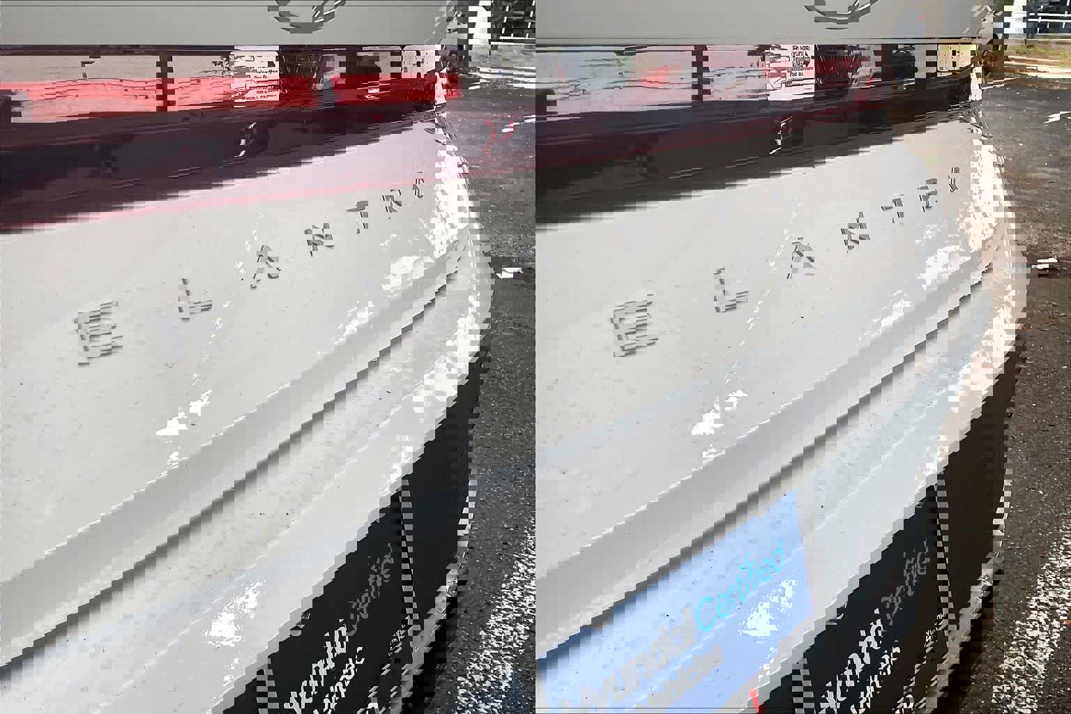 Certified 2025 Hyundai Elantra Sport image 10