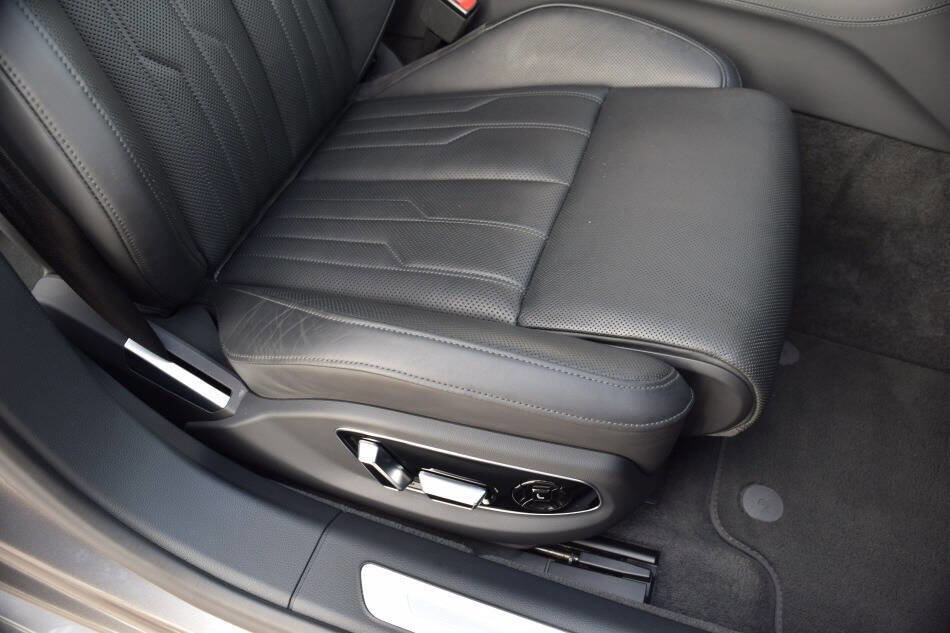 Used 2019 Audi A8 L 3.0T image 49