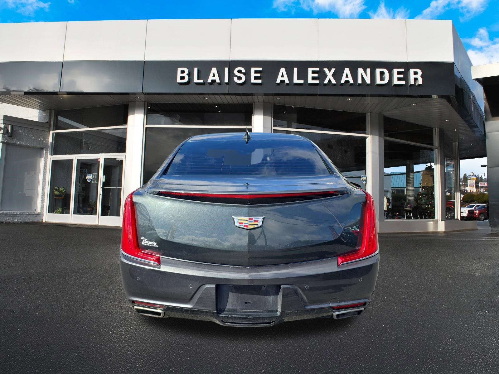 Used 2019 Cadillac XTS Luxury w/ Driver Awareness Package video 4