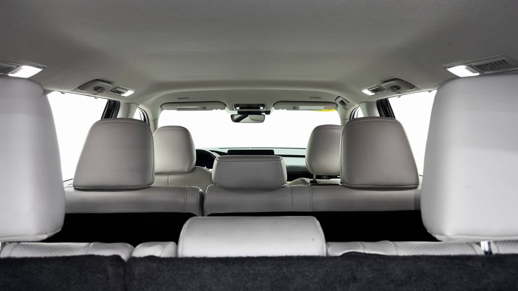 Used 2024 Toyota Grand Highlander AWD image 37