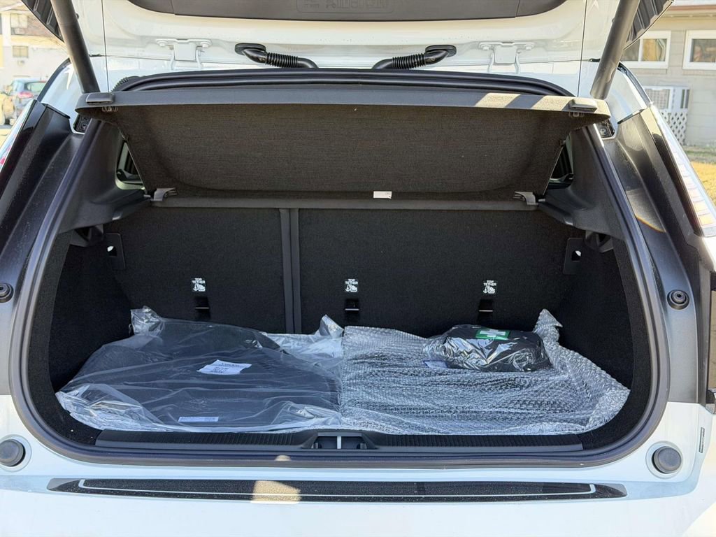 New 2026 Volvo EX30 Plus w/ Protection Package Premier AWD/4WD image 12