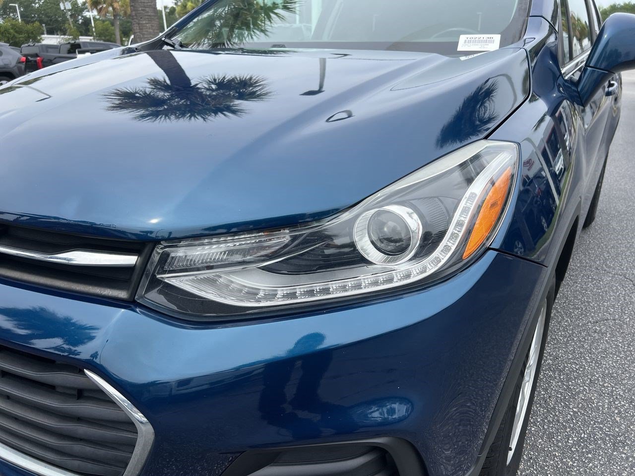 Used 2019 Chevrolet Trax LT w/ LT Convenience Package FWD image 6