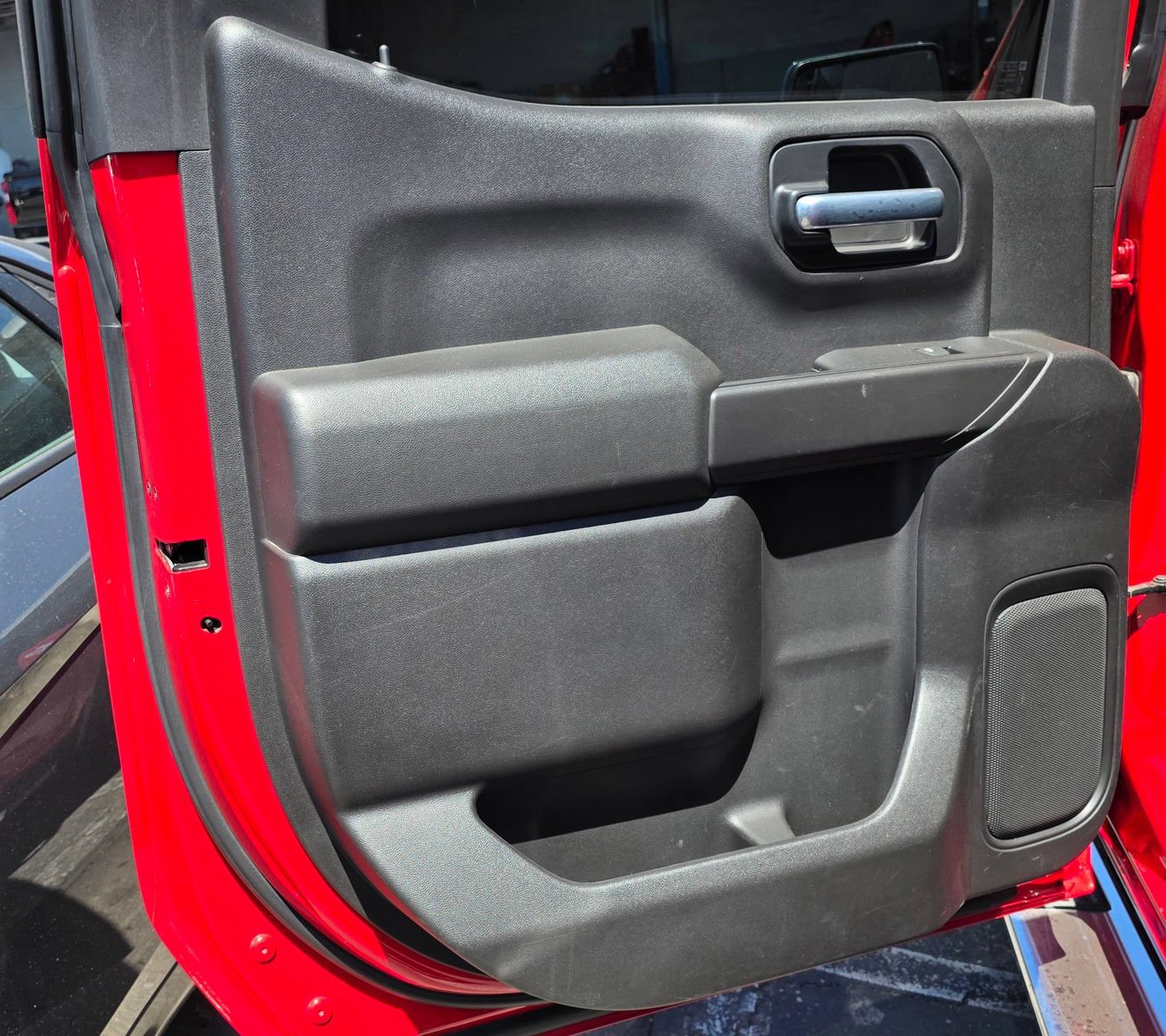 Used 2020 Chevrolet Silverado 1500 LT w/ All-Star Edition RWD image 8