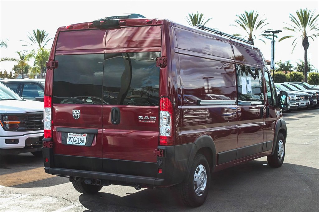 Used 2021 RAM ProMaster 2500 w/ Premium Appearance Group image 9