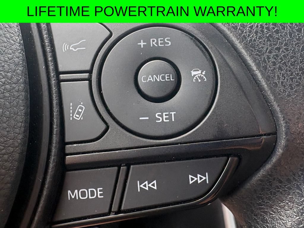 Used 2024 Toyota RAV4 XLE AWD/4WD image 8