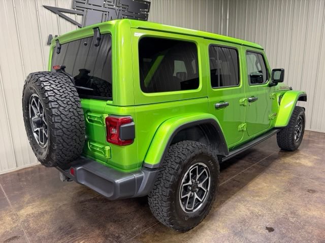 Used 2025 Jeep Wrangler Unlimited Rubicon w/ Convenience Group AWD/4WD image 8