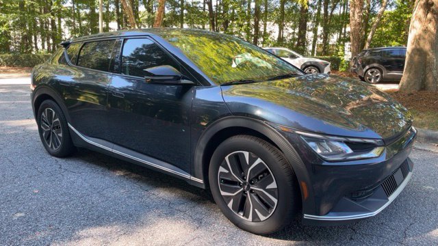 Used 2024 Kia EV6 Light AWD/4WD image 2