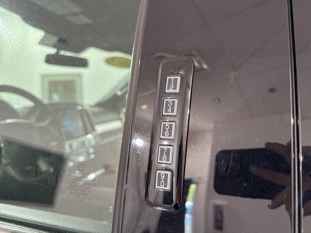 Used 2022 Ford F250 Platinum AWD/4WD image 15