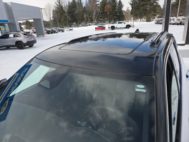 Used 2023 Jeep Grand Cherokee Overland w/ Luxury Tech Group IV image 41